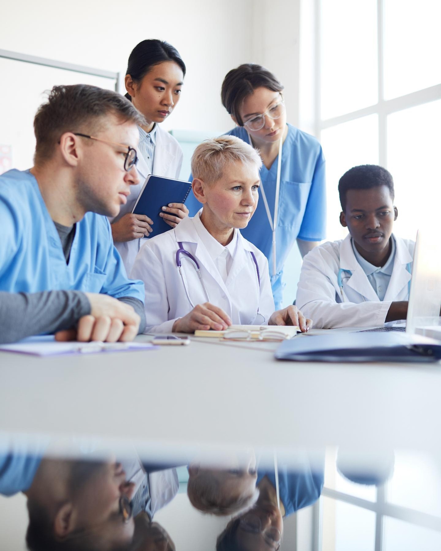 Coaching vs Managing in Healthcare: Knowing When to Do Each