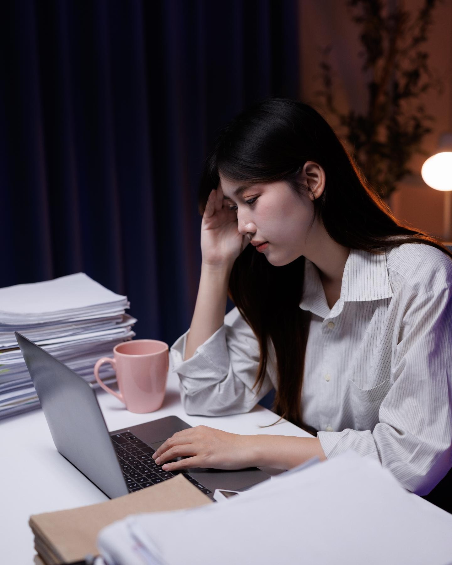Night shifts, hormones and women’s health: what does the science say?