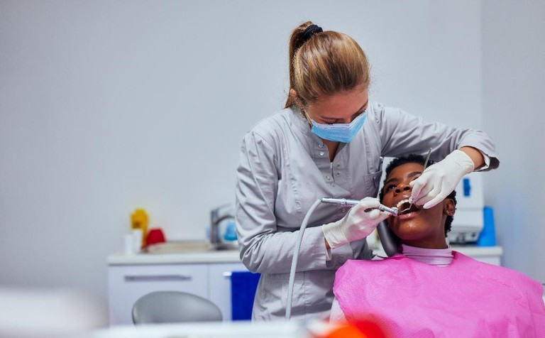 Registration barriers continue to delay internationally qualified dentists entering UK workforce
