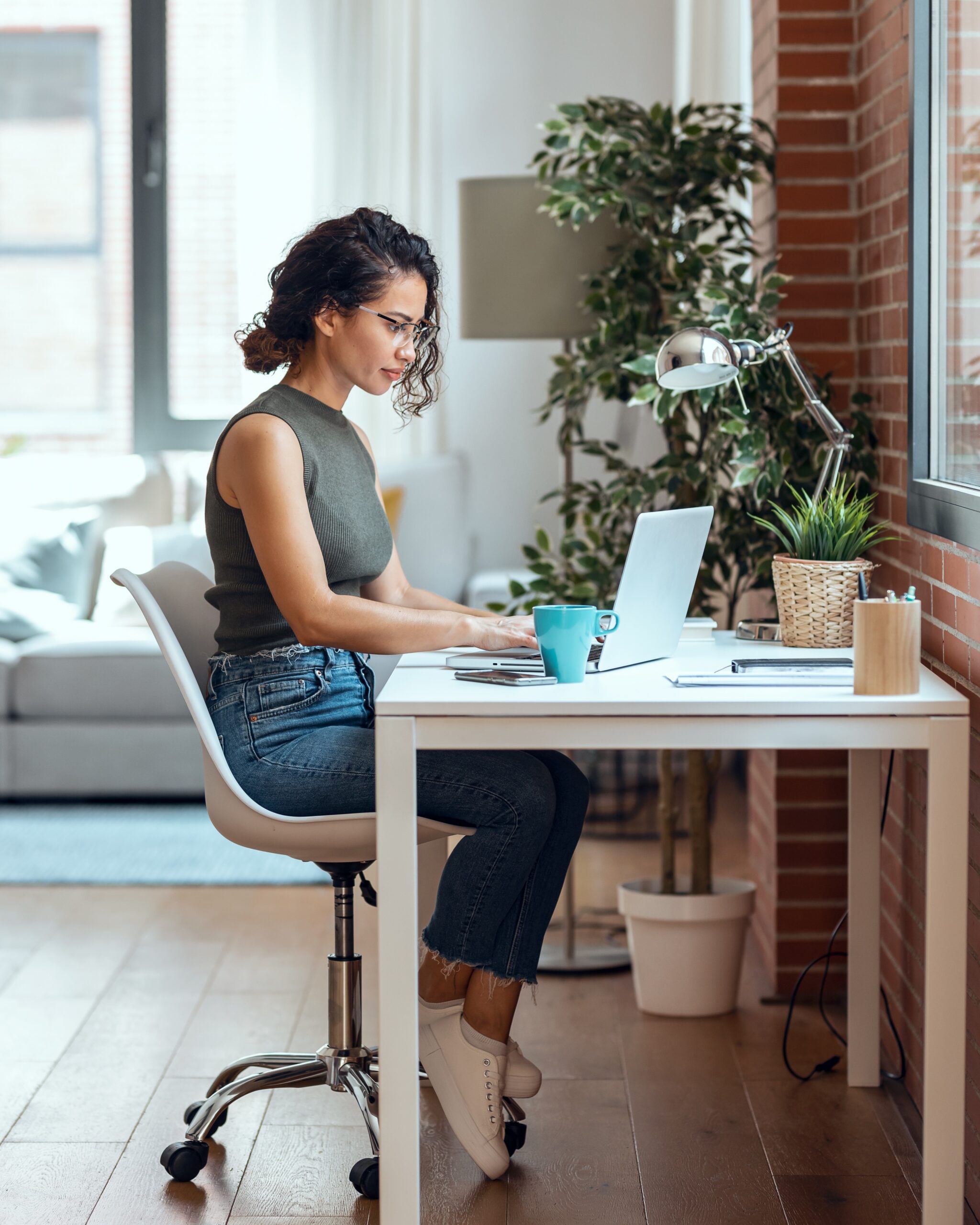 Working from Home Wellbeing: Staying Healthy, Connected and Productive