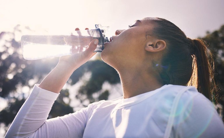 NHS must urgently adapt to growing threat of extreme heat, doctors warn