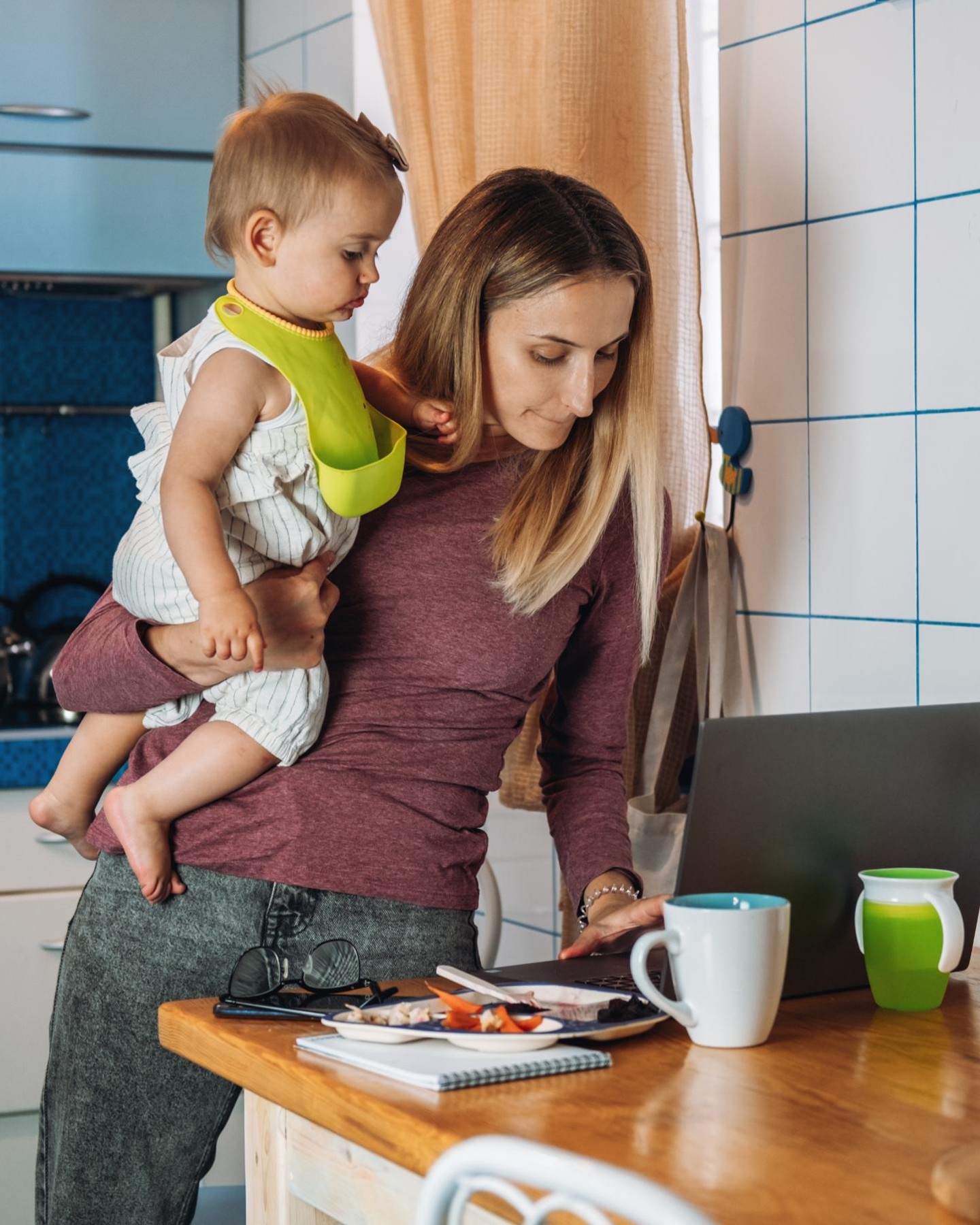 Returning to Work After Maternity Leave: Looking After Yourself During the Transition