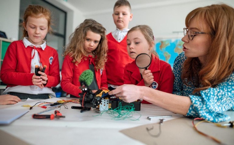 Schools to offer technical subjects from age 14 under education reforms