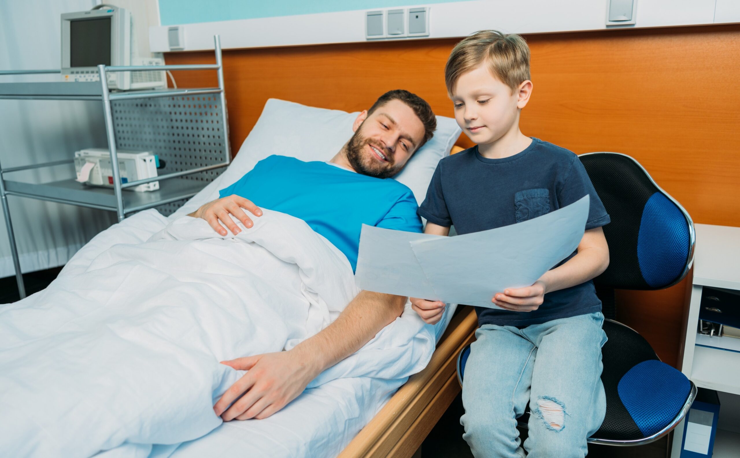 Father loses six stone before donating liver and bowel to save his six-year-old son