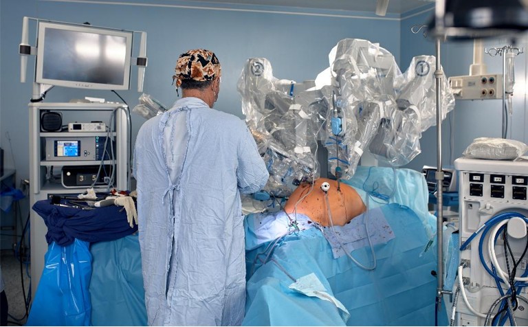 Newcastle to establish national hub for safer adoption of surgical robots